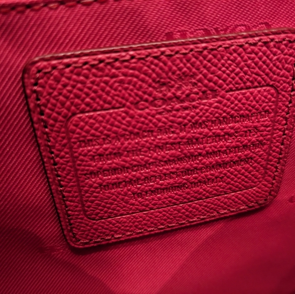 NWT Coach pebbled leather handbag - Picture 3 of 8